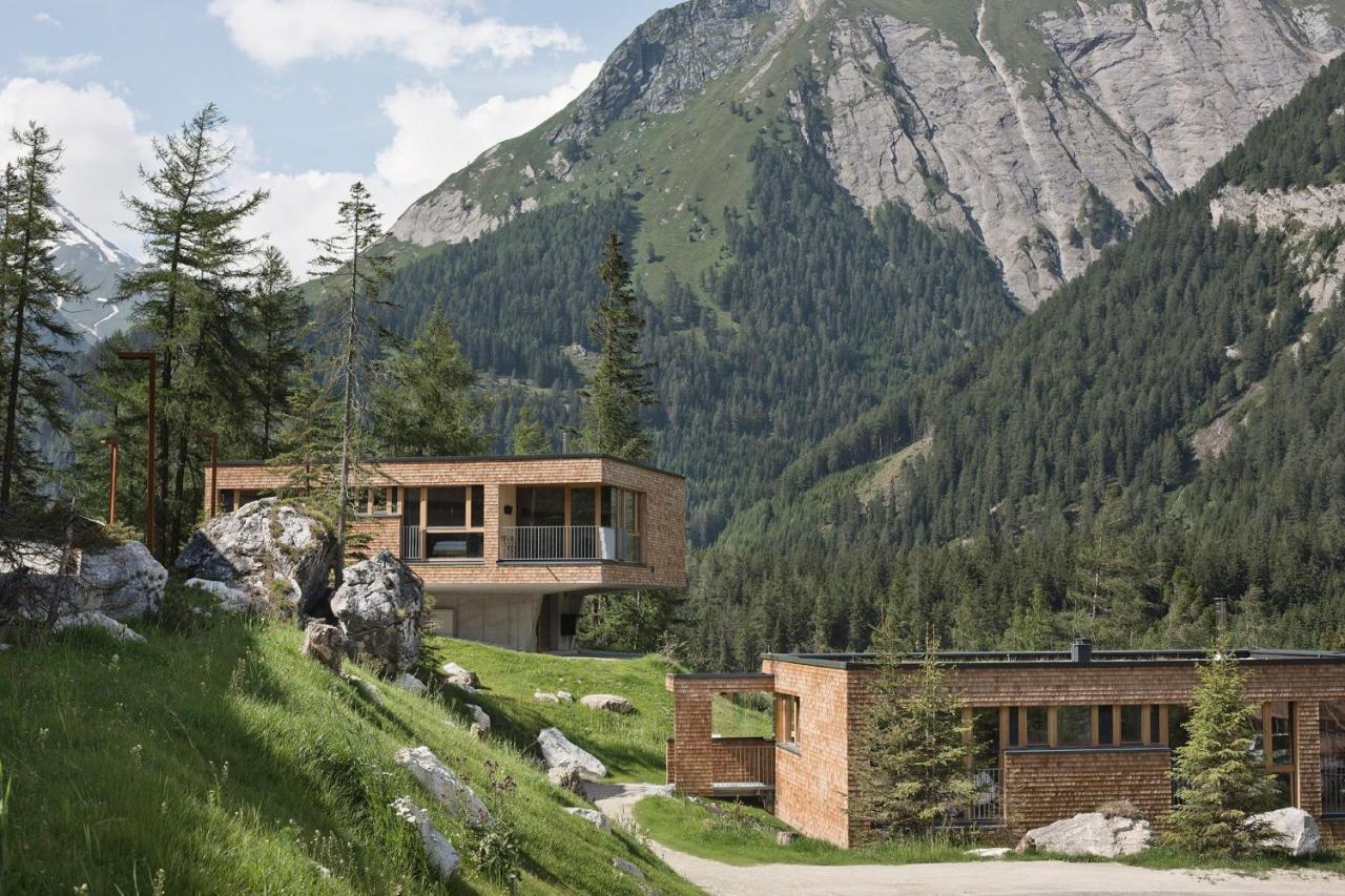 Gradonna Mountain Resort Chalets & Hotel Kals am Grossglockner Exterior photo