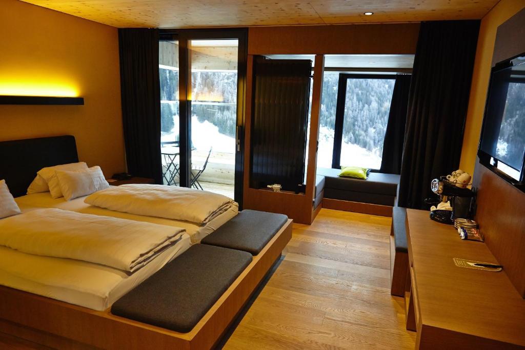 Gradonna Mountain Resort Chalets & Hotel Kals am Grossglockner Room photo