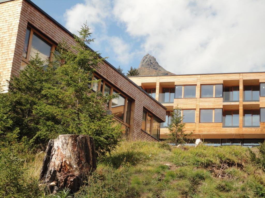 Gradonna Mountain Resort Chalets & Hotel Kals am Grossglockner Exterior photo