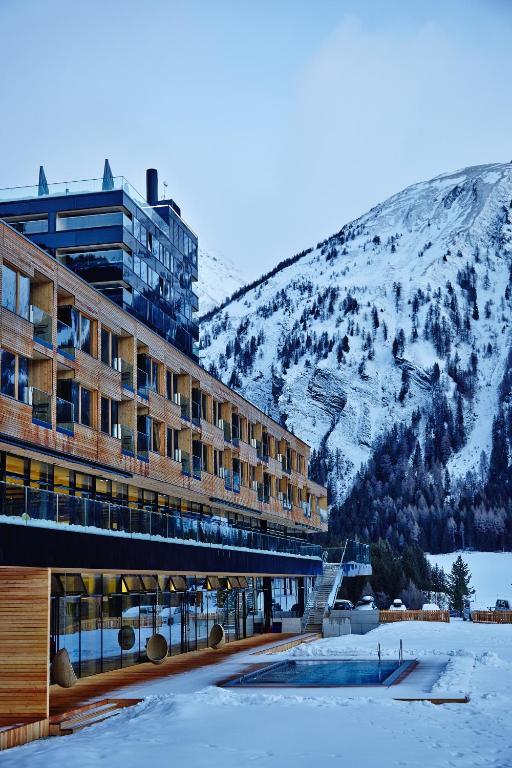 Gradonna Mountain Resort Chalets & Hotel Kals am Grossglockner Exterior photo