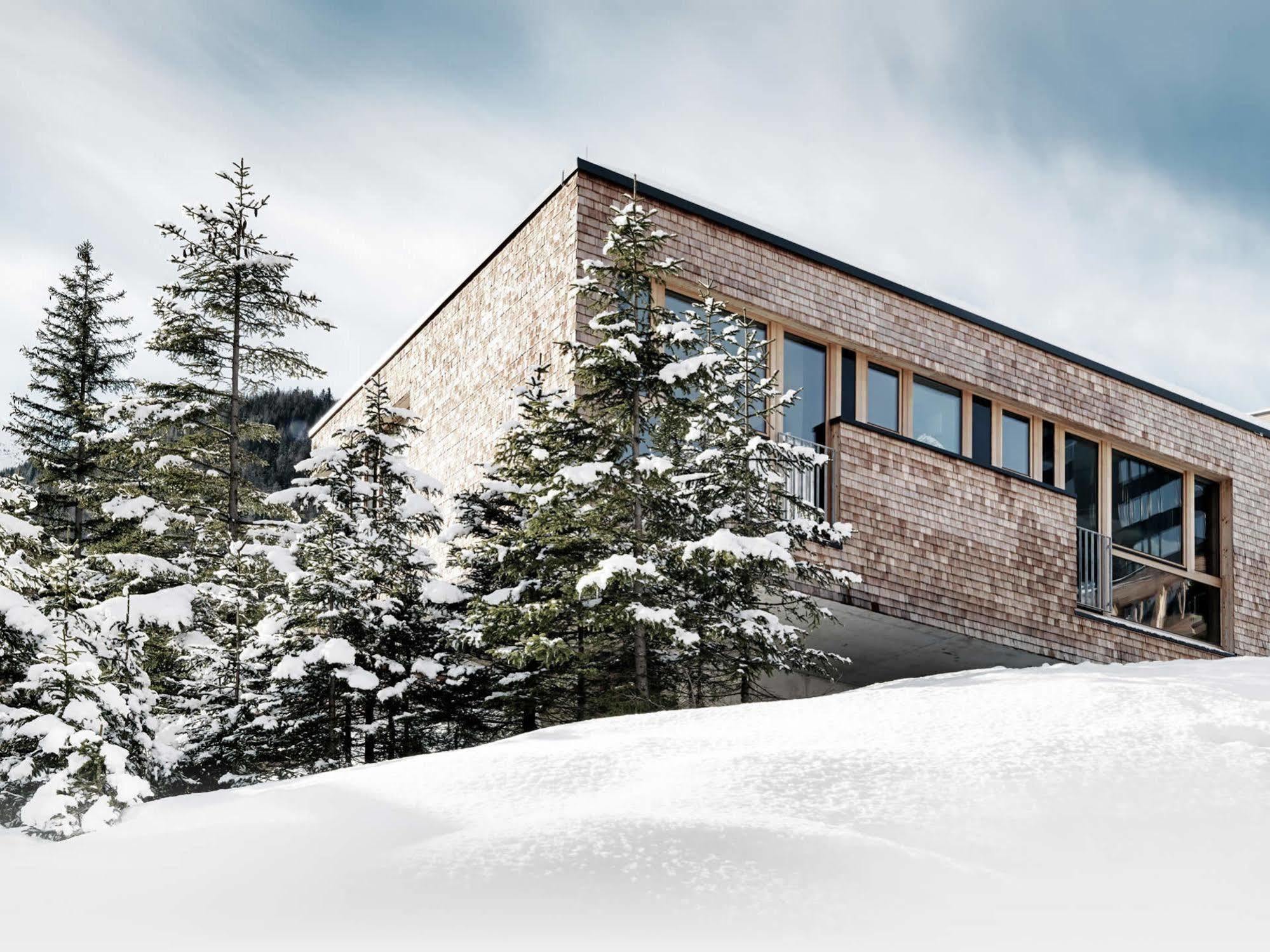 Gradonna Mountain Resort Chalets & Hotel Kals am Grossglockner Exterior photo