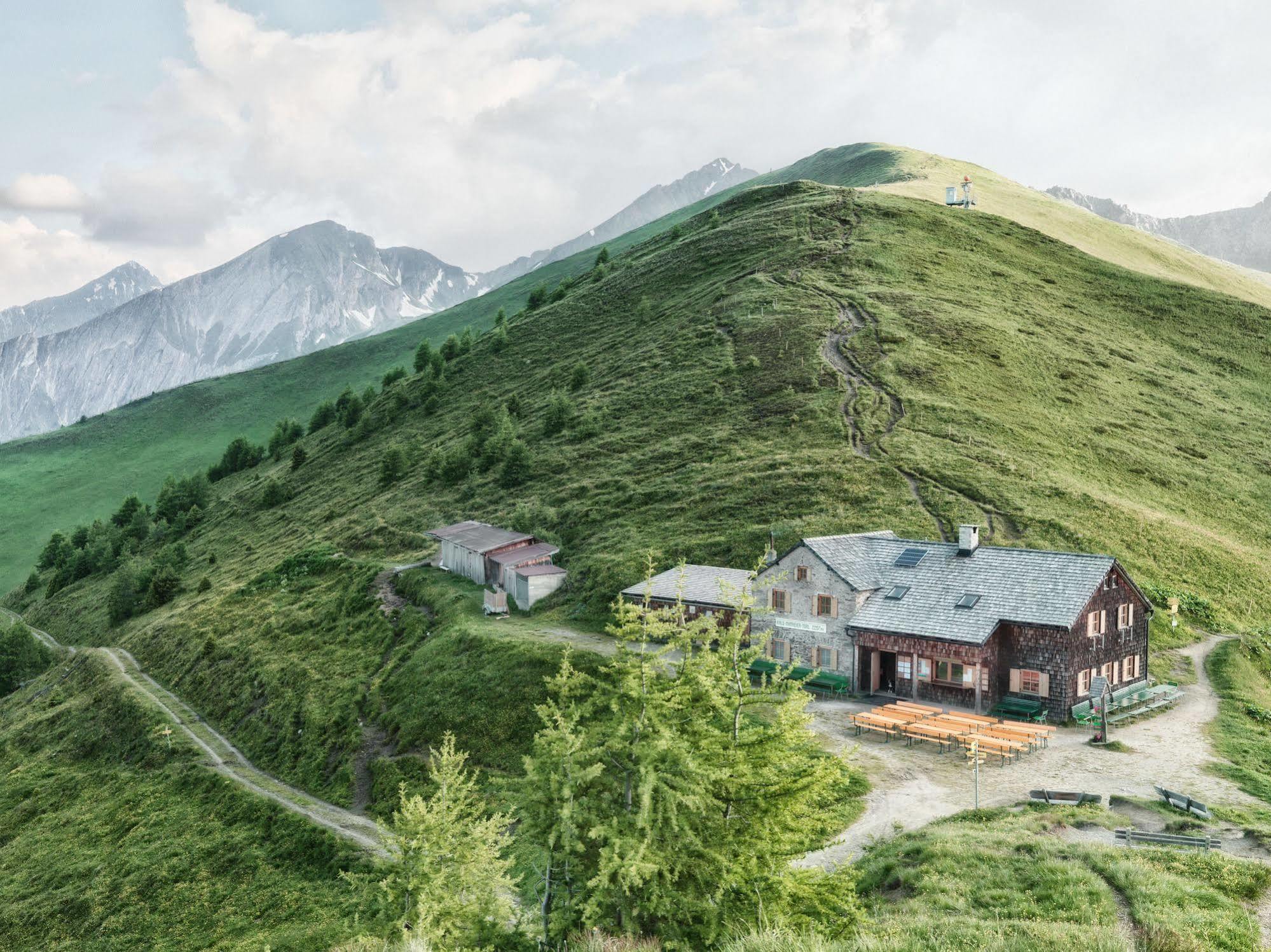 Gradonna Mountain Resort Chalets & Hotel Kals am Grossglockner Exterior photo